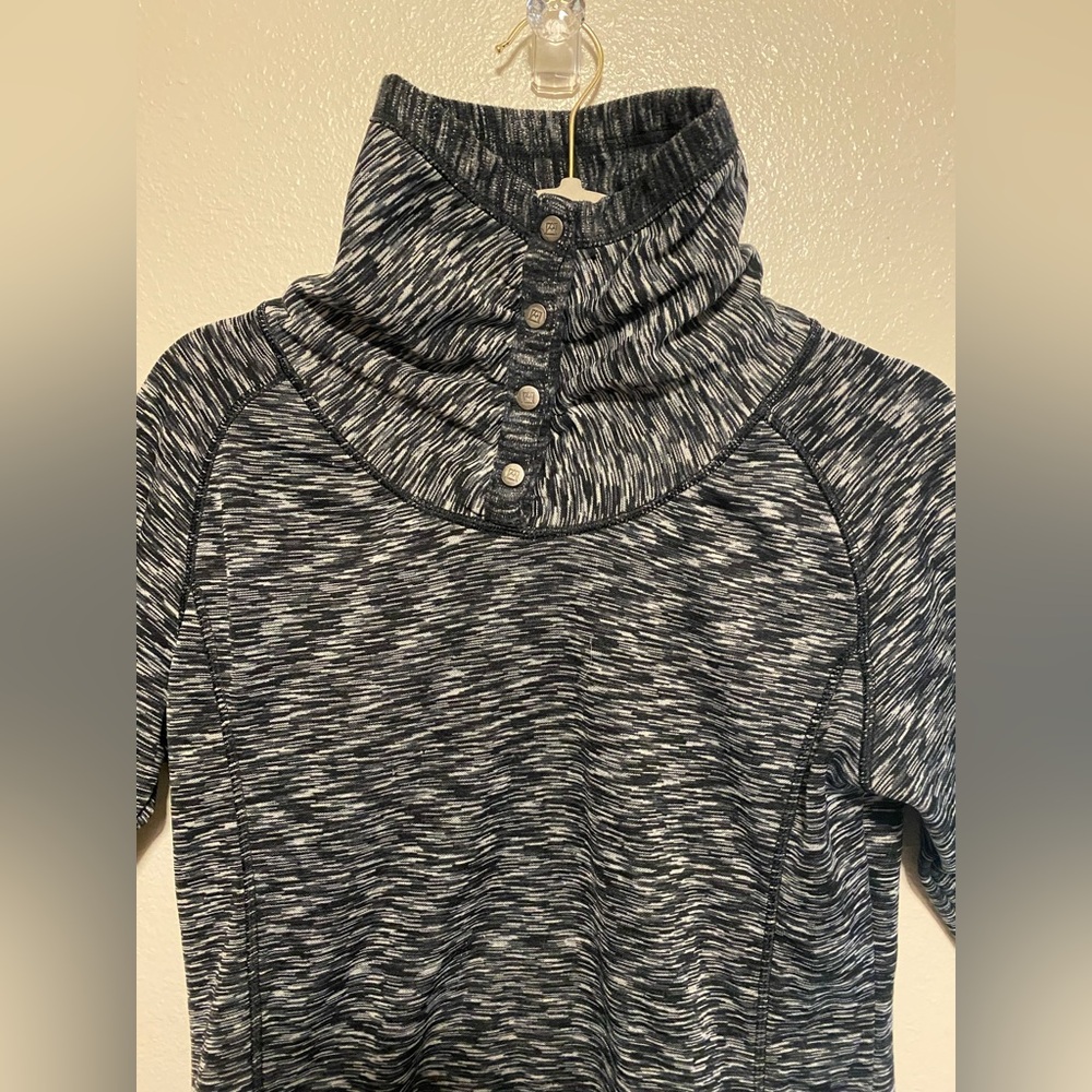 Avalanche Athletic Mock Neck Pullover Sweatshirt | Activewear  Top | Size M - Picture 5 of 6